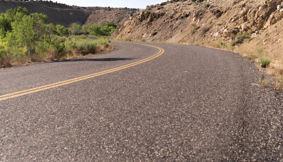 NUEVO_Fondo-de-carretera-pavimentada